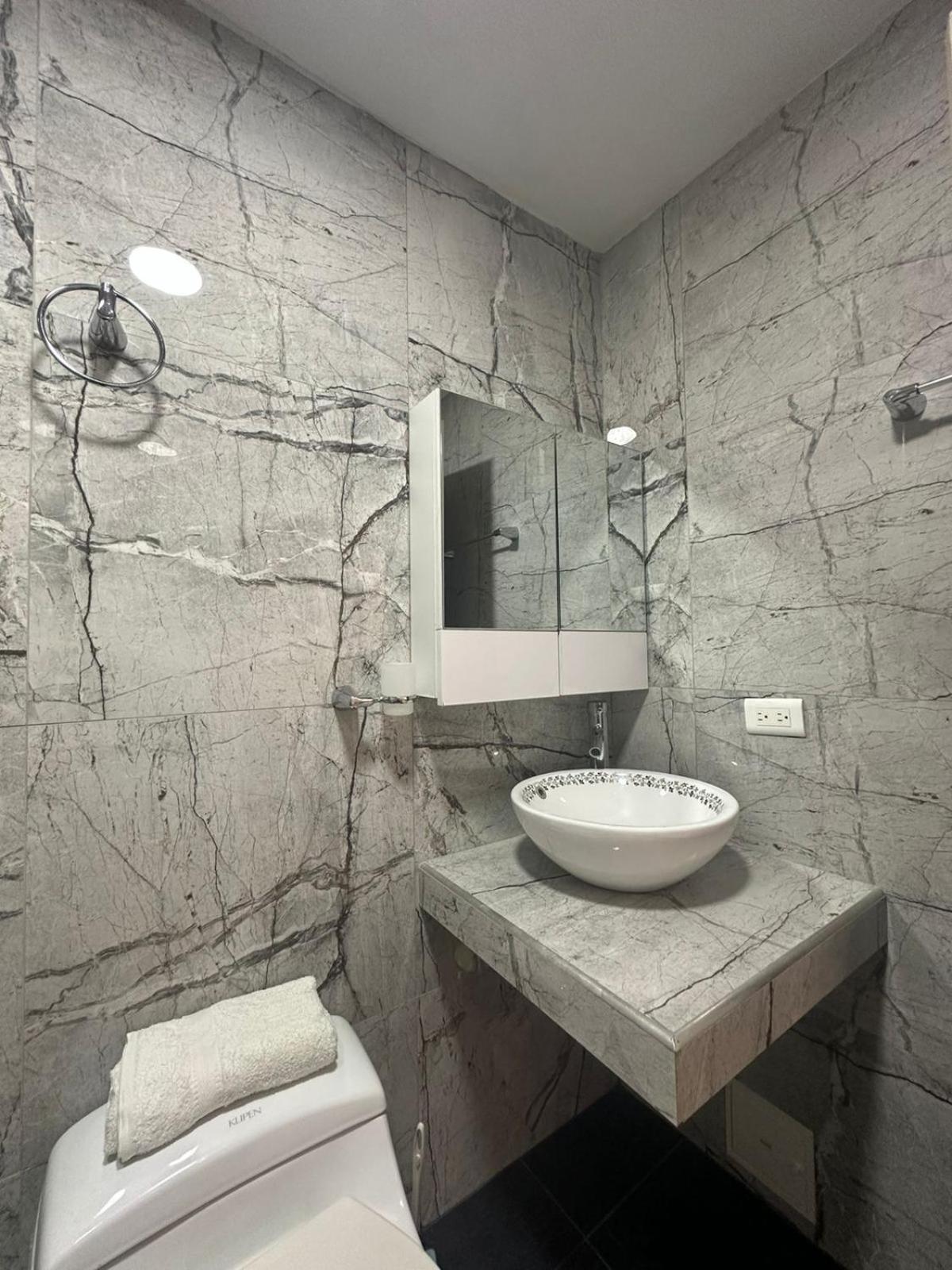 Hotel Los Maderos กาลี ภายนอก รูปภาพ
