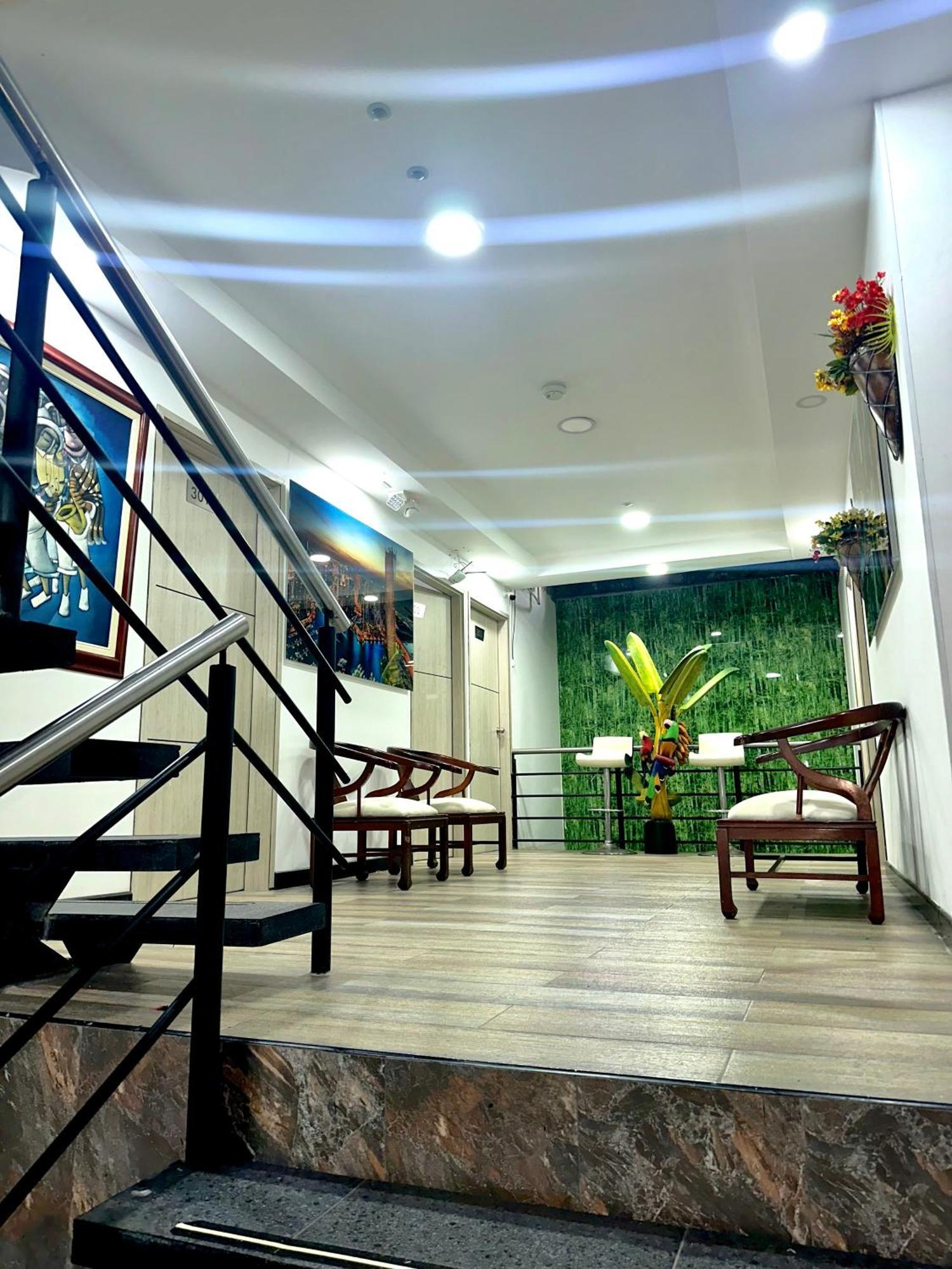 Hotel Los Maderos กาลี ภายนอก รูปภาพ