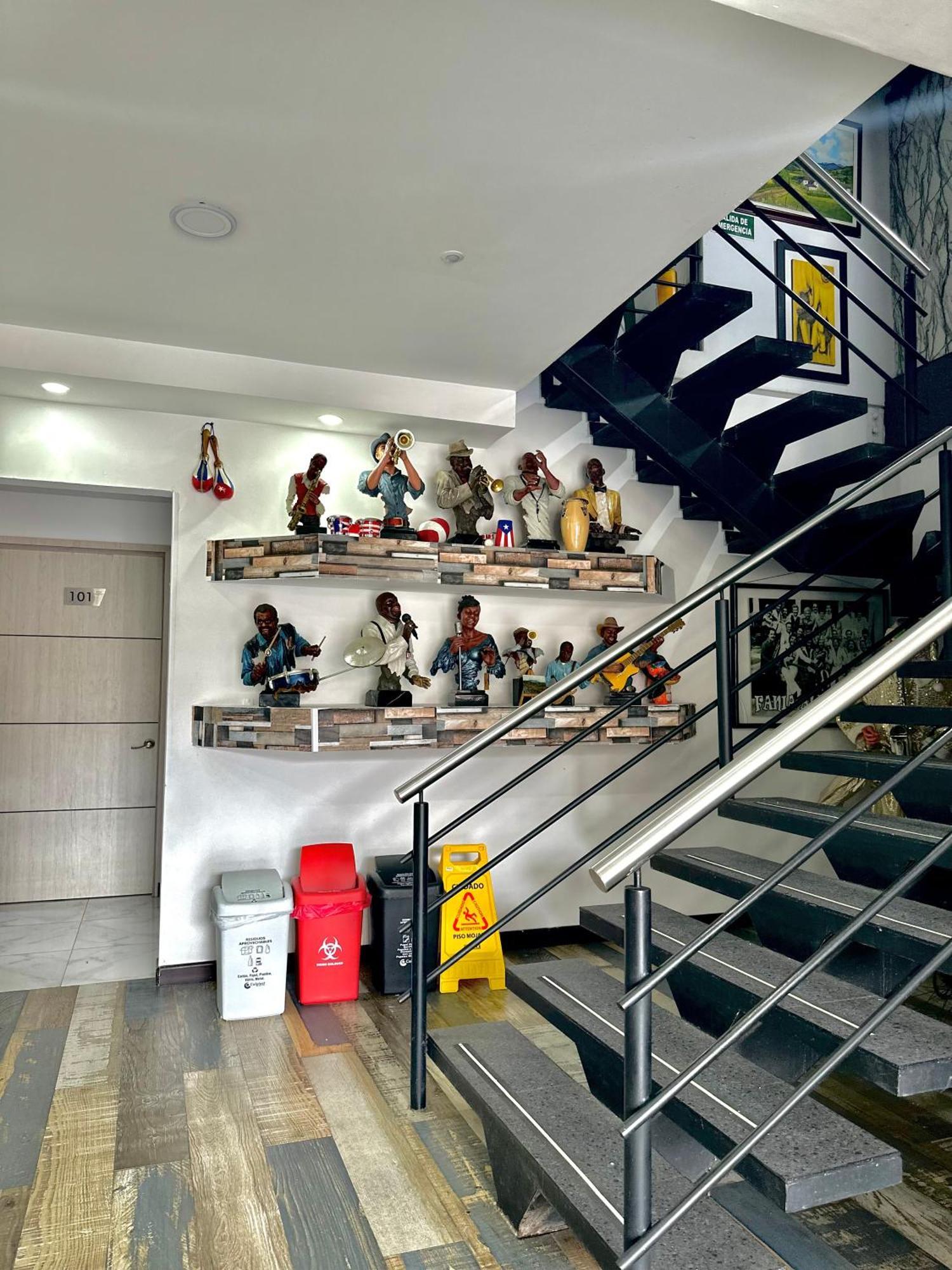 Hotel Los Maderos กาลี ภายนอก รูปภาพ