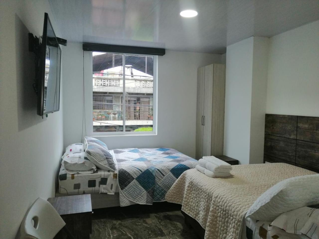 Hotel Los Maderos กาลี ภายนอก รูปภาพ